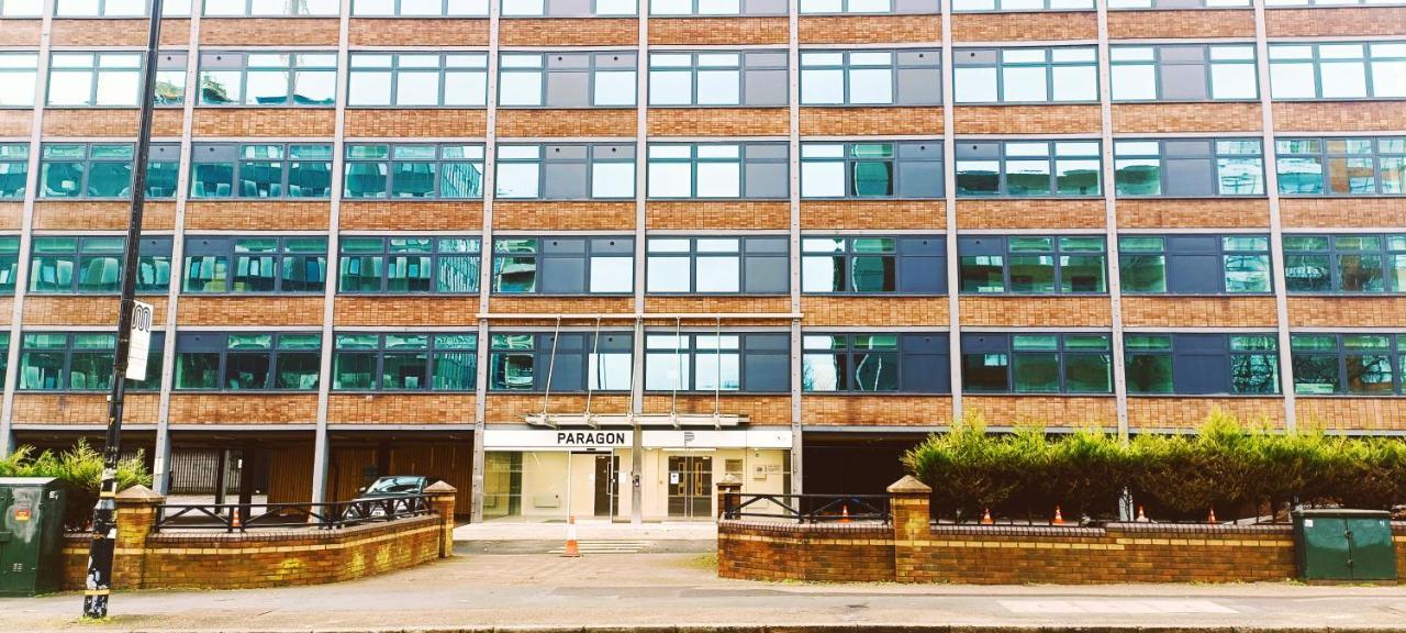 Fabulous One Bedroom Apartment Near Old Trafford Stadium Manchester Eksteriør billede