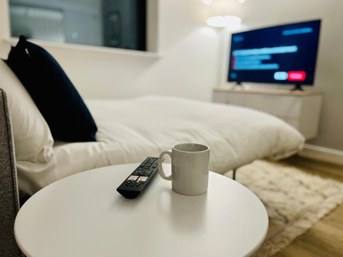 Fabulous One Bedroom Apartment Near Old Trafford Stadium Manchester Eksteriør billede